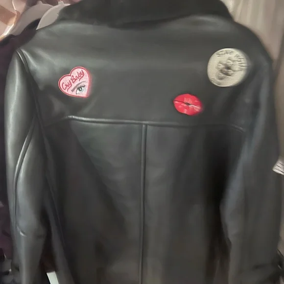 never wear leather jacket - Picture 2 of 2